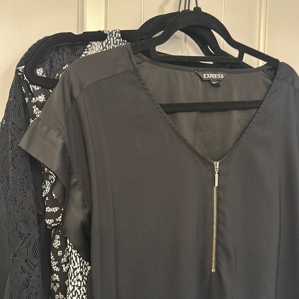 4 Express Tops Included